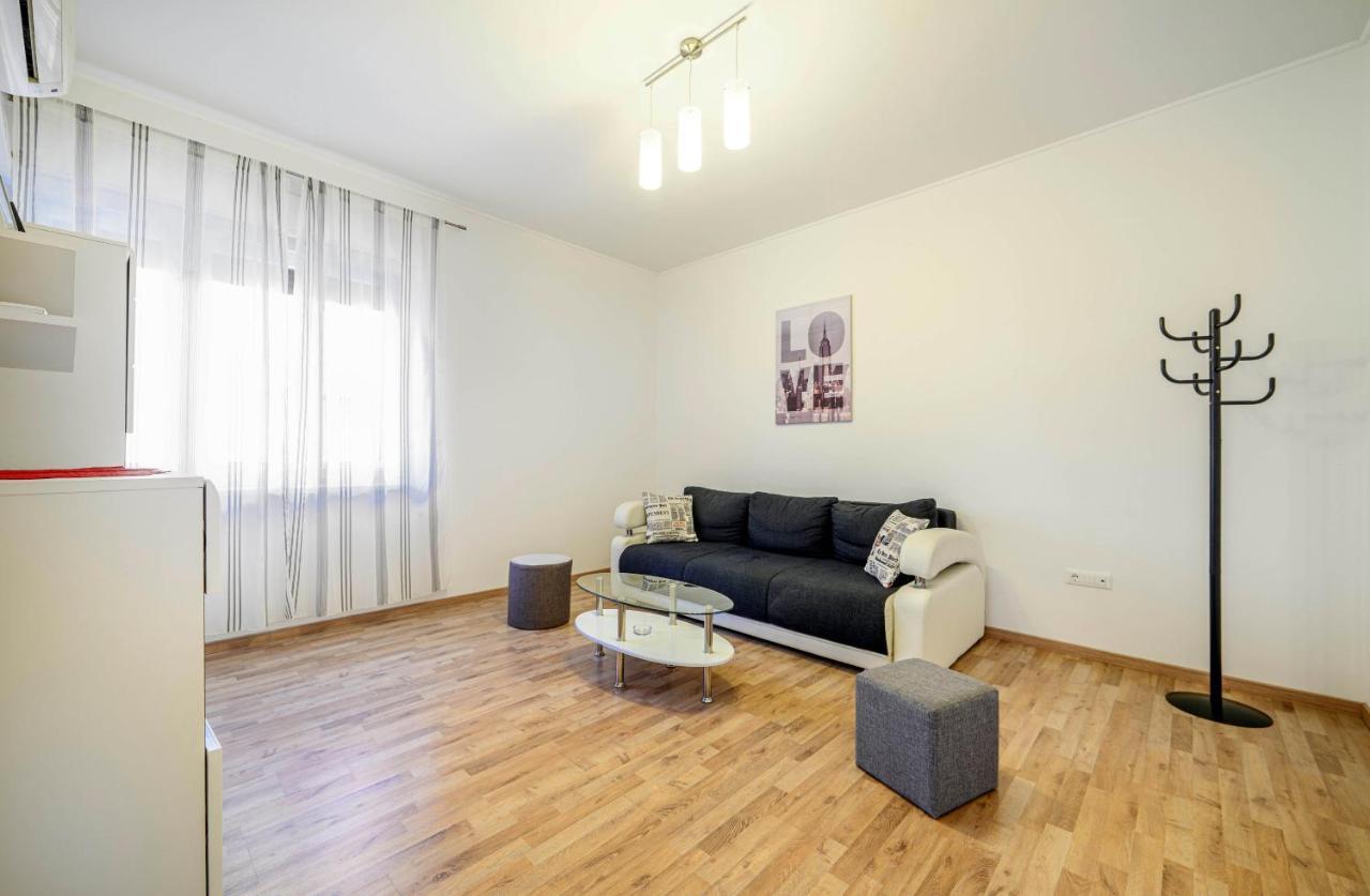 Urban City Center Šibenik Екстериор снимка